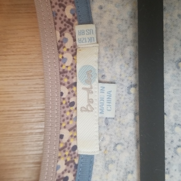 Boden Tan & Purple Print Margot Jersey Dress sz 8 - Picture 4 of 7